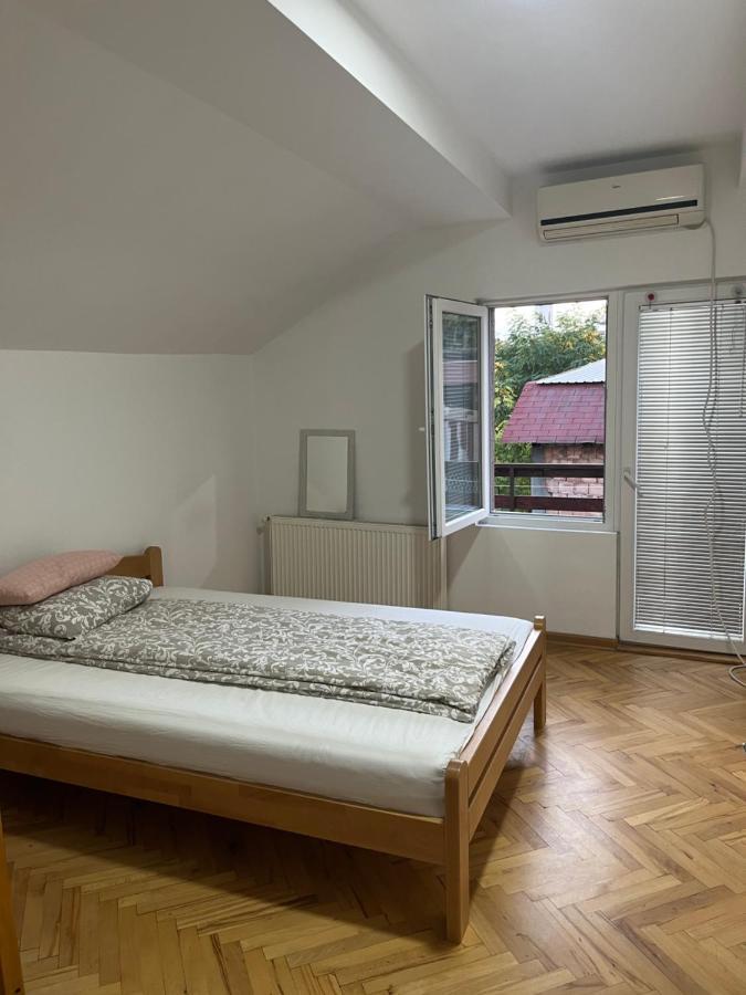 中华楼 - Belgrade Exterior photo