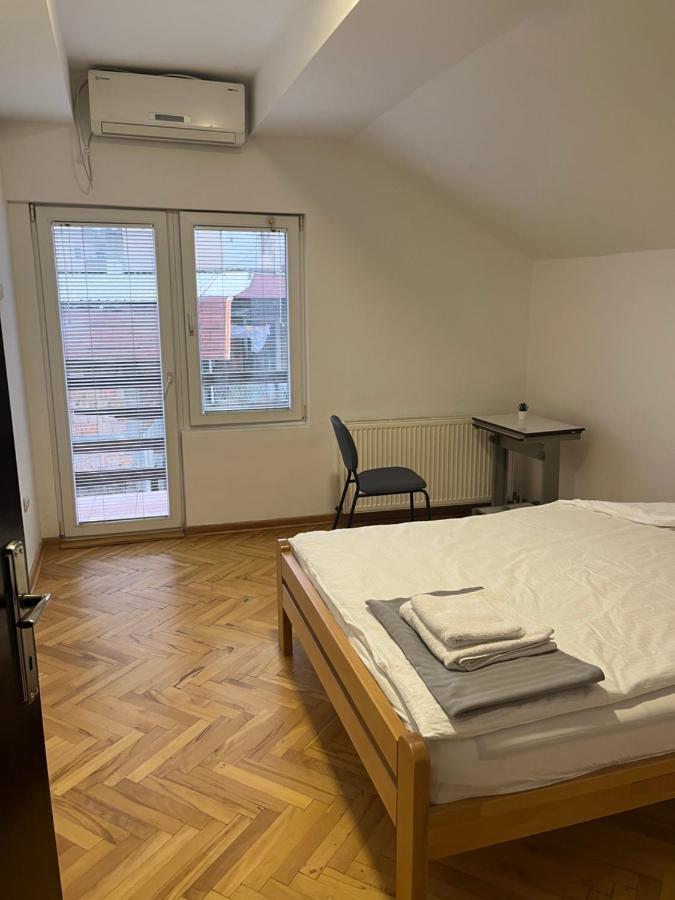 中华楼 - Belgrade Exterior photo